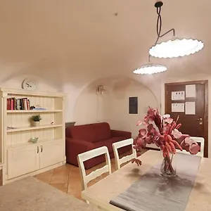 Apartment Romantica 2 Cls Central Market & Dome, Florence