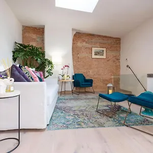 Apartment Design Loft In - Hosted By Sweetstay, Florence