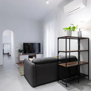 Apartment San Frediano Elegant, Florence